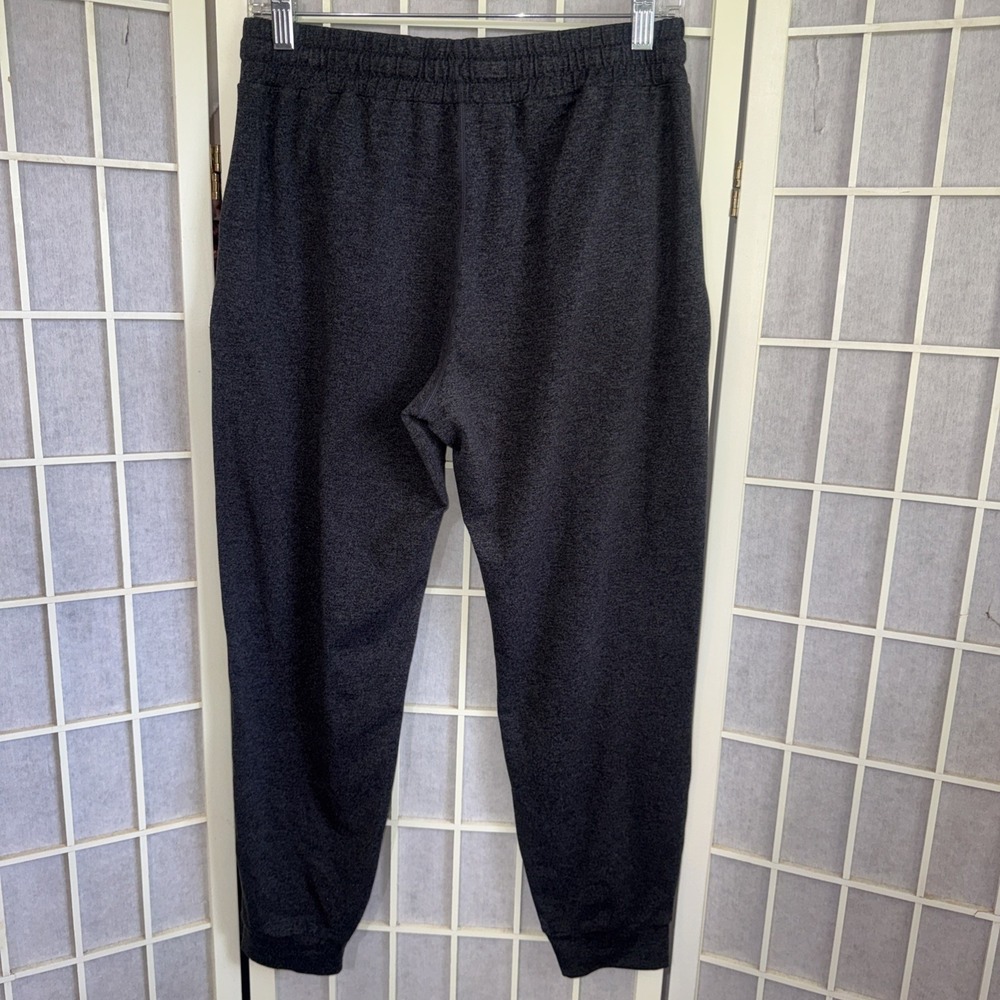 Vuori Performance Jogger Charcoal Heather Athletic Lounge Sweat Pants Sz Medium - Picture 14 of 14